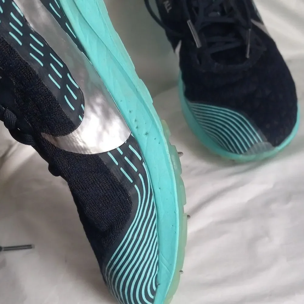 Nike zoom rival